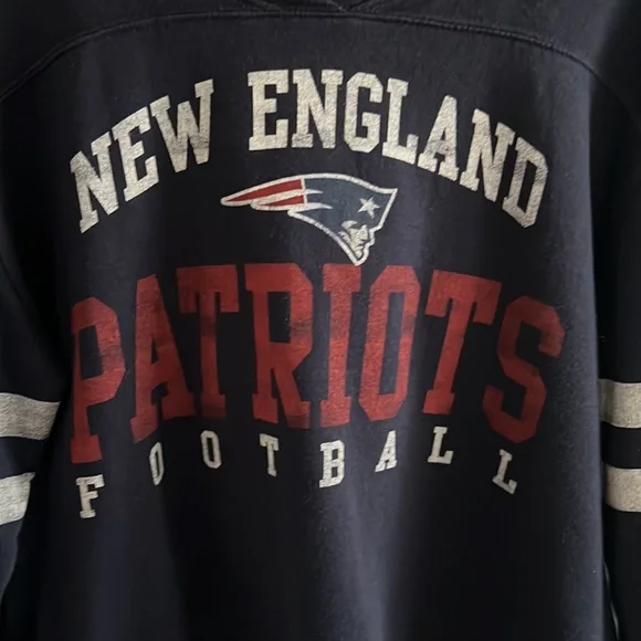 New England Patriots Bundle of 2 EUC - Picture 7 of 17